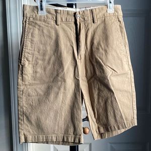 Old Navy Built-In Flex Khaki Shorts